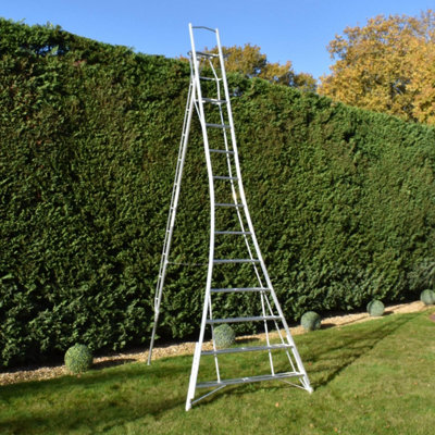 Bps Garden Master 3 Leg Adjustable Tripod Ladder - Silver / 156Cm - Image 3