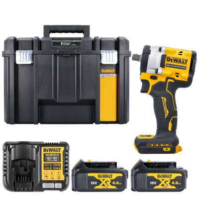 Dewalt Dcf922N 18V Xr Cordless Brushless 1/2" Detent Pin Impact Wrench With 2 X 4.0Ah BatteriesCharger & Case from B&Q