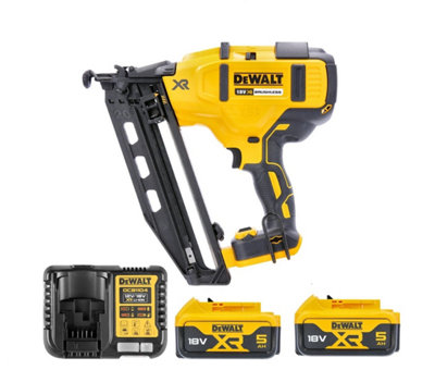 B&Q -  Dcn660 18V Xr Cordless Brushless 60mm Second Fix Finishing Nailer With 2 X 5.0Ah Batteries & Charger