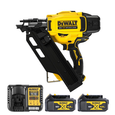 B&Q -  Dcn930N 18V Xr Cordless Brushless 90mm Framing Nailer With 2 X 4.0Ah Batteries & Charger