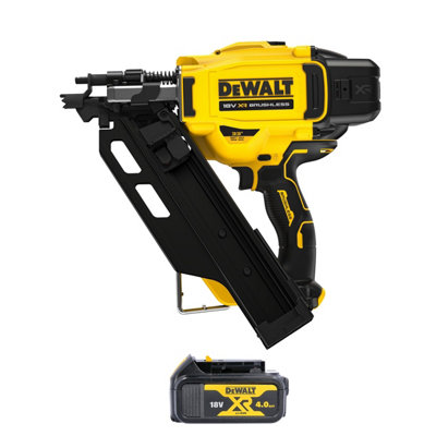 B&Q -  Dcn930N 18V Xr Cordless Brushless 90mm Framing Nailer With 1 X 4.0Ah Battery