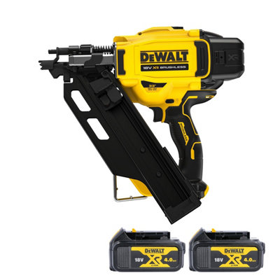 B&Q -  Dcn930N 18V Xr Cordless Brushless 90mm Framing Nailer With 2 X 4.0Ah Batteries