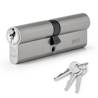 Silver 35/35 Euro Cylinder Lock (70mm)Euro Door Barrel Lock With 3 Keys from B&Q