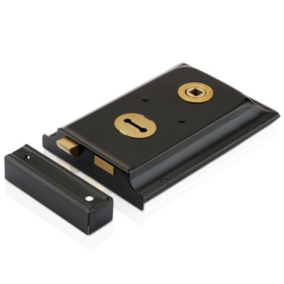 Traditional  RimlockSurface Mounted Rim Sashlock With In-Built Latch And Key Operated Deadbolt from B&Q