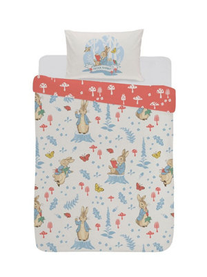 B&Q Peter Rabbit Forest Life Junior Duvet Cover And Pillowcase Set Red