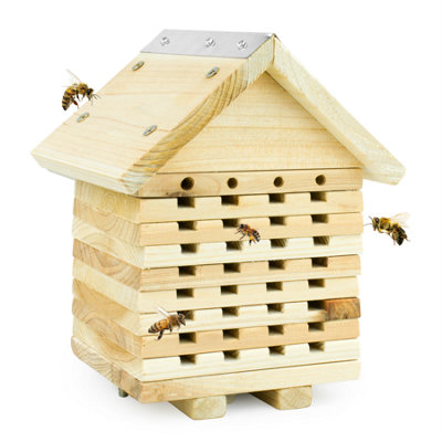 Kct Wooden Bee House Hotel Insect Bug Shelter Solitary Bumblebee Nesting Box For Garden Habitat Natural Wildlife from B&Q