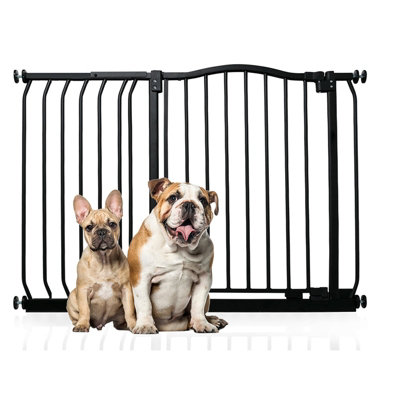Bettacare Curved Top Dog Gate107Cm116CmMatt BlackPressure Fit Pet Gate For Dog And PuppyPet And Dog Barrier from B&Q