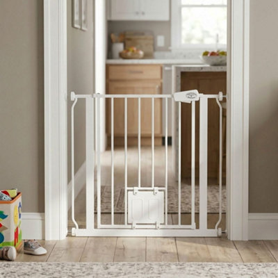 Bettacare Pet Gate With Lockable Cat Flap87.9Cm95.5CmWhite75Cm In HeightDog Safety Barrier With Cat Flap from B&Q