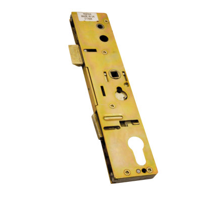 Windowparts Paddock Lockmaster Single Spindle Centre Lockcase35mm Backset124921 from B&Q