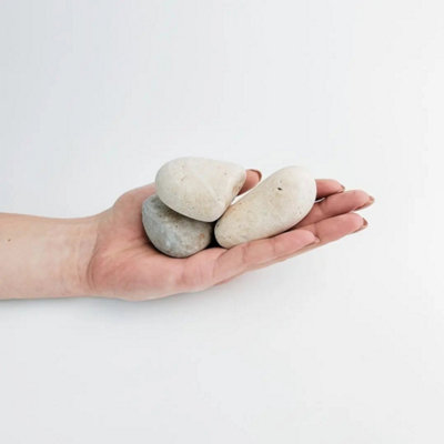 Stones4Gardens 30-60mm Porto Pebbles Decorative Aggregates 25X20Kg Polybags from B&Q