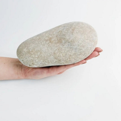 Stones4Gardens 80-130mm Porto Pebbles Decorative Aggregates 10Kg Polybag from B&Q
