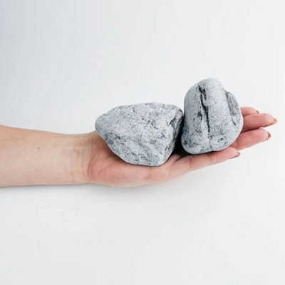 Stones4Gardens 60-100mm Kronos Pebbles Decorative Aggregates 10X20Kg Polybags from B&Q