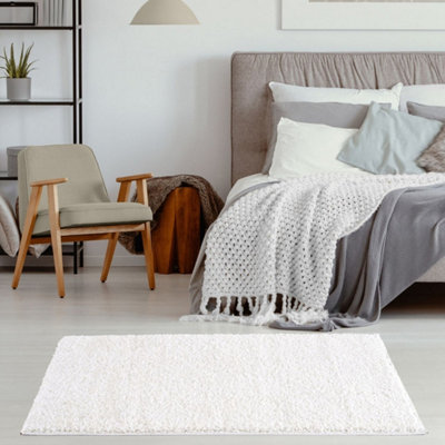 B&Q -  White Soft Plain Design Fluffy Shaggy Rugs And Runners High Pile Living Room Kitchen Hallway 380