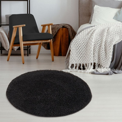 The Rugs Black Soft Plain Design Fluffy Shaggy Rugs And Runners High Pile Living Room Kitchen Hallway 380 from B&Q