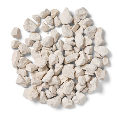 Buttercup Farm Cotswold Stone Bulk Bag 850 Kg Chippings14-26 mm Cream Coloured LimestoneL100 X W100 X H80 Cm from B&Q