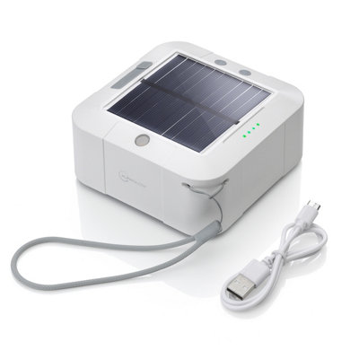 Auraglow Solar & Usb Outdoor String Light-White from B&Q