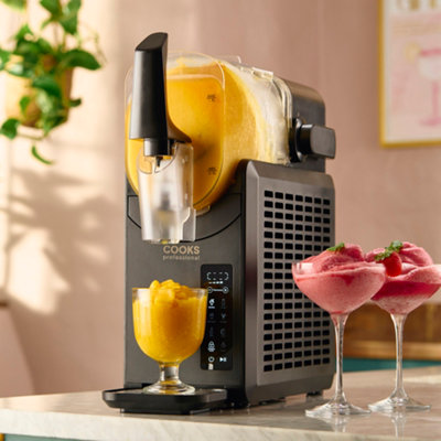 Cooks Professional Slushy Maker - Slushie Machine With 5 Presets For Slush, Milkshake, Frappe, Frozen Drinks Or Cocktails 2.5L