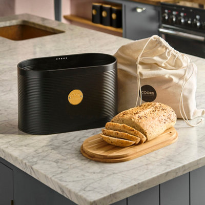 B&Q -  Ribbed Bread Bin With Linen Bag & 2-In-1 Bamboo Cutting Board LidBlack & Gold