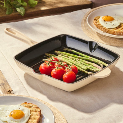 Cooks Professional - Cast Iron Skillet Pan - 26cm - Cream - Image 6
