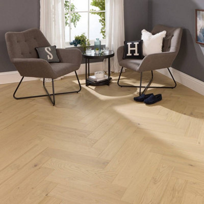 14mm Herringbone Parquet Engineered Wood Flooring Nude Oak1.8M²