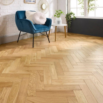  - Herringbone Parquet Engineered Wood Flooring 18mm Natural Brushed Matt Lacquer1.344M²