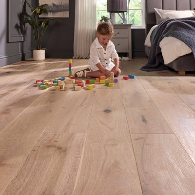  - Manor Kelham Engineered Wood Flooring 18mm X 190mm Limed White Brushed Matt Lacquered 1.805M²
