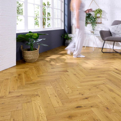  - Herringbone Solid Wood Flooring 18mm Golden Brushed Matt Lacquer1.44M²
