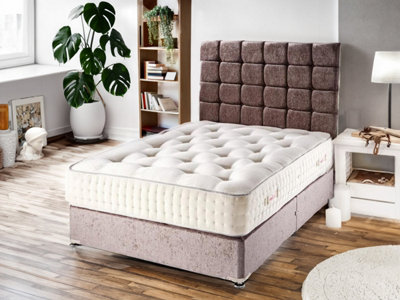 Divan Base Direct Sophia Briar-Rose La Femme Menopause 3000 Pocket Sprung Naturaldivan Bed Set 2Ft6 Small Single 2 Drawers SidePlush Velvet Pink from B&Q