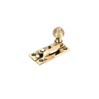 Sash Heritage Claw Fastener With Reeded Knob (Locking)Antique Brass