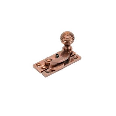 Sash Heritage Claw Fastener With Reeded Knob (Locking)Bronze