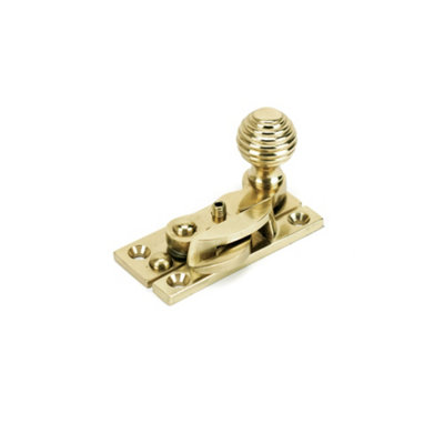 Sash Heritage Claw Fastener With Reeded Knob (Locking)Polished Brass