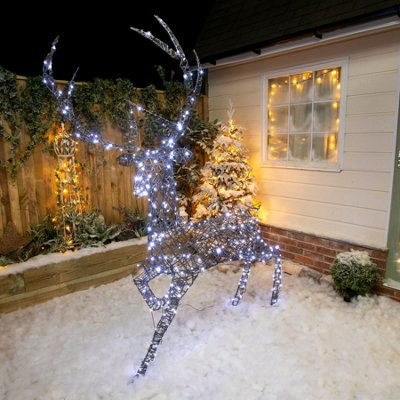  - 2M Brown Wicker Light Up Christmas Grand Reindeer Stag With 350 White Or Warm White Leds