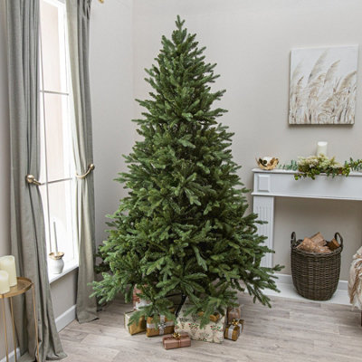 B&Q Basildon Artificial Christmas Tree 7Ft