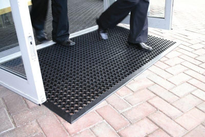 Trendi Premium Ramp Mat 90Cm X 150Cm Nonslip, Durable, And Versatile Perfect For Wheelchair Accessibility And Smooth Transitions