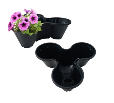 Thumbs Up 1 Black Strawberry Trio Planter Flower Pot Stackable Plastic Patio Herb Planter from B&Q