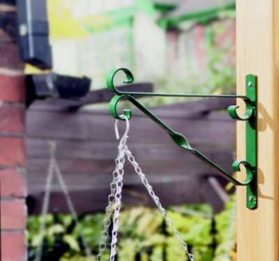 B&Q -  2X Green Hanging Basket Bracket 10 Inch 25Cm Metal Flower Basket Fence Hanger