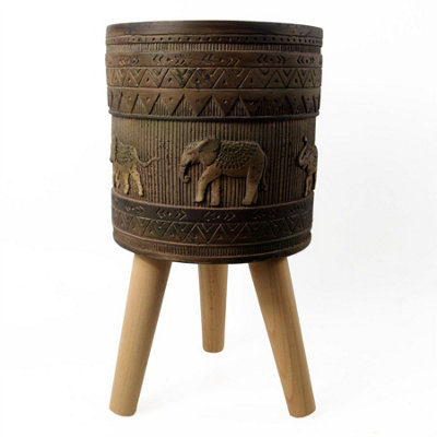 B&Q -  40Cm X 21.5Cm Zandi Elephant Composite Large Planter - Image 7