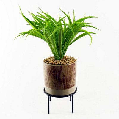Leaf 35Cm Artificial Grass With Ceramic Planter & Metal Stand from B&Q