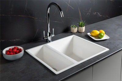 Liquida Und15Wh 1.5 Bowl White Undermount Or Inset Kitchen Sink 560 X 440mm from B&Q