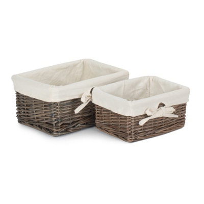B&Q -  St076 Wicker Set Of 2 Antique Wash Finish Cotton Lined Willow Tray