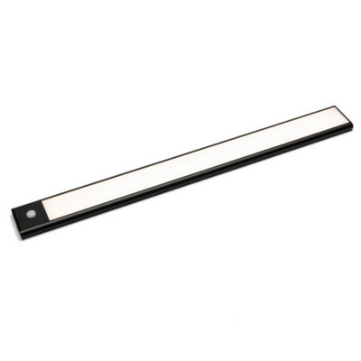 Plum&clay Wireless Motion Sensor Rechargeable Cabinet Led Light Bar Black (W)200mm from B&Q