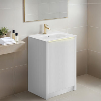 Plum&clay Zion Fluted White Freestanding Vanity Unit & Basin Set (W)600mm from B&Q
