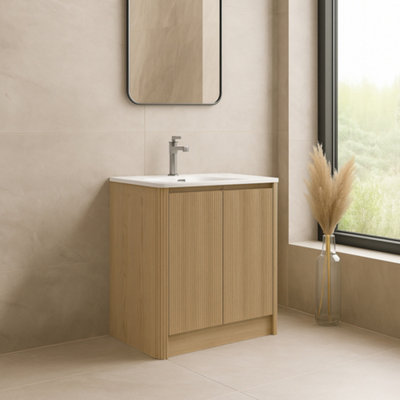 Plum&clay Isla Ribbed Fluted Oak Wood Freestanding Bathroom Vanity Unit & White Basin Set (W)800mm from B&Q