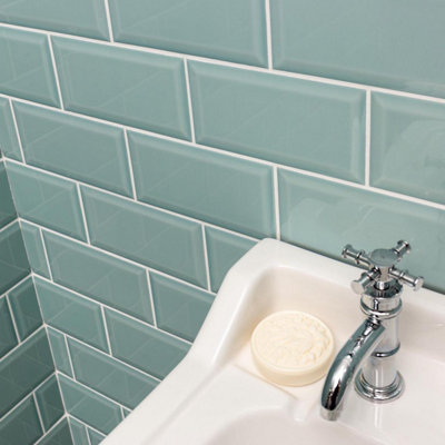 B&Q -  Light Green Gloss Metro Ceramic Wall Tile (L)200mm (W)100mm