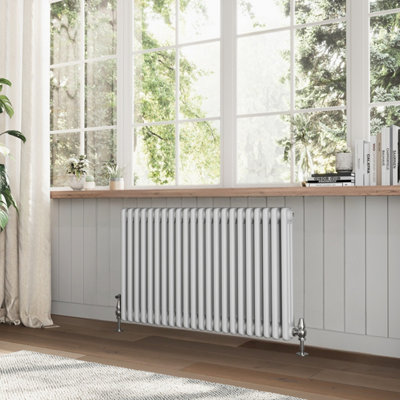 B&Q -  Braxton White Triple Horizontal Column Radiator (H)600mm (W)1010