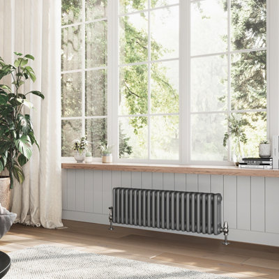 B&Q -  Braxton Grey Triple Horizontal Column Radiator (H)300mm (W)1010