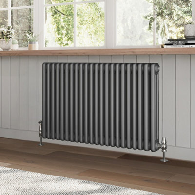 B&Q -  Braxton Grey Triple Horizontal Column Radiator (H)600mm (W)1010