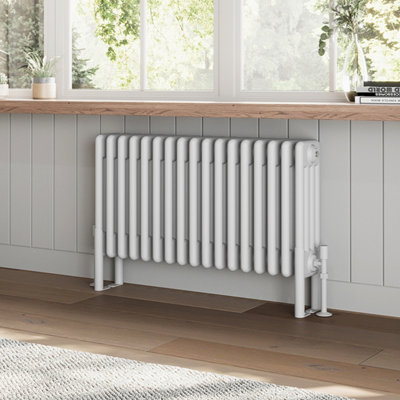 B&Q -  Braxton White Quadruple Horizontal Column Radiator (H)400mm (W)785