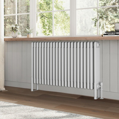 B&Q -  Braxton White Quadruple Horizontal Column Radiator (H)600mm (W)1010