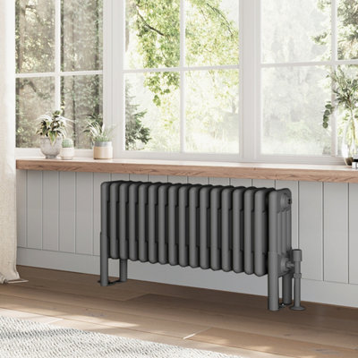 B&Q -  Braxton Grey Quadruple Horizontal Column Radiator (H)400mm (W)785